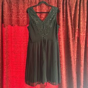 Leslie Fay Black Sequin Midi Dress